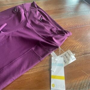 Zella High Waisted Capri Leggings